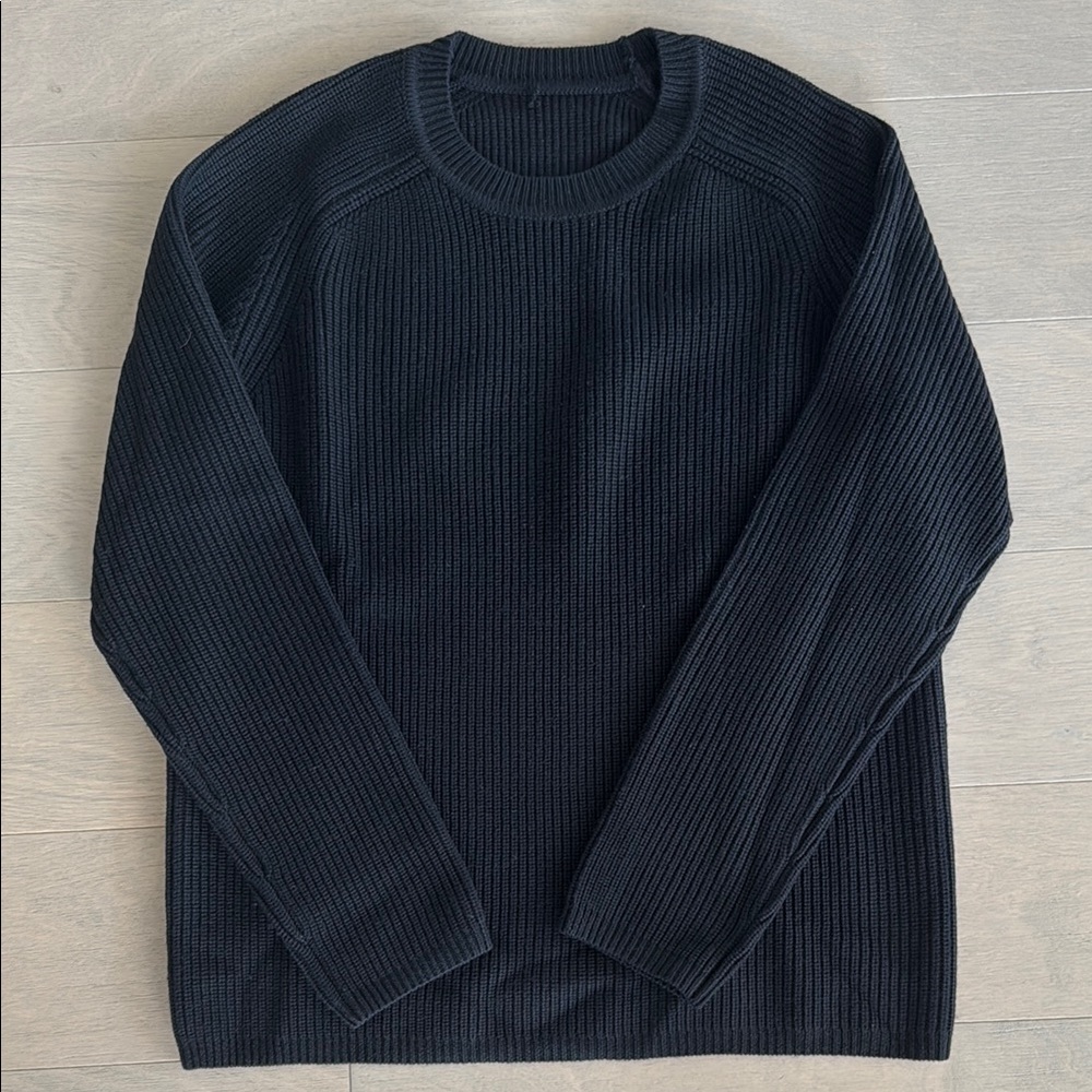 Kit and Ace Black Crewneck Sweater